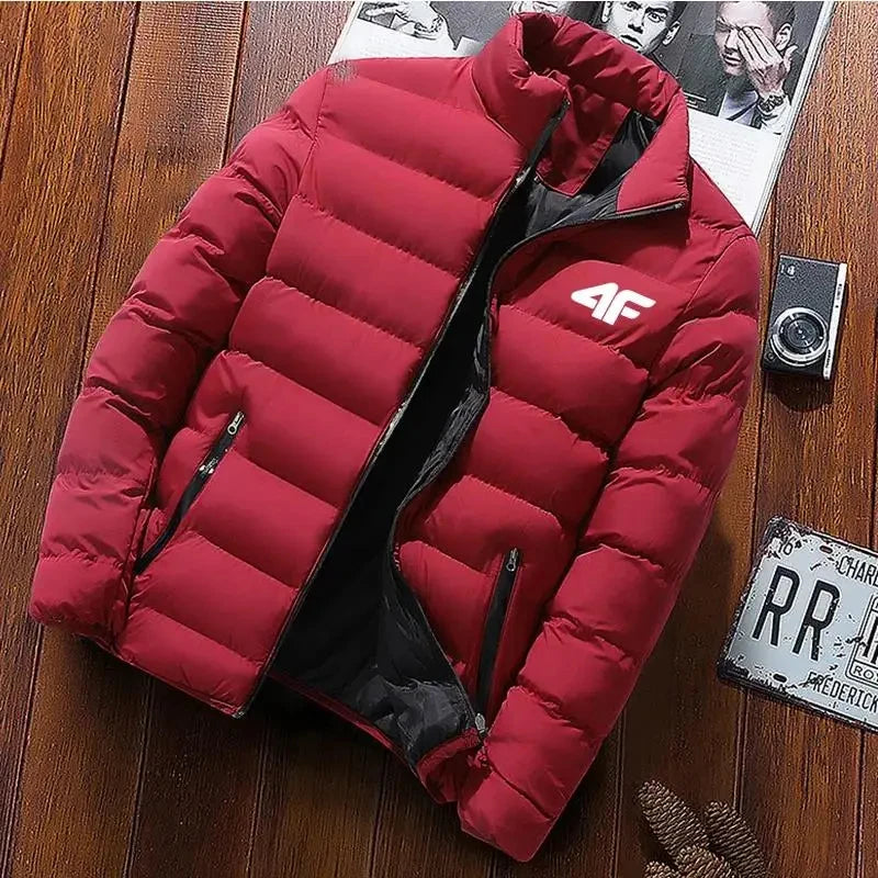 ✔ Interior térmico y cómodo
✔ Diseño moderno y liviano
✔ Ideal para días fríos
✔ Bolsillos funcionales con cierre
✔ Fácil de combinar para uso diario